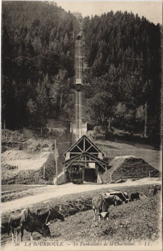 Carte postale ancienne La Bourboule Le Funiculaire de la Charlanne à La Bourboule