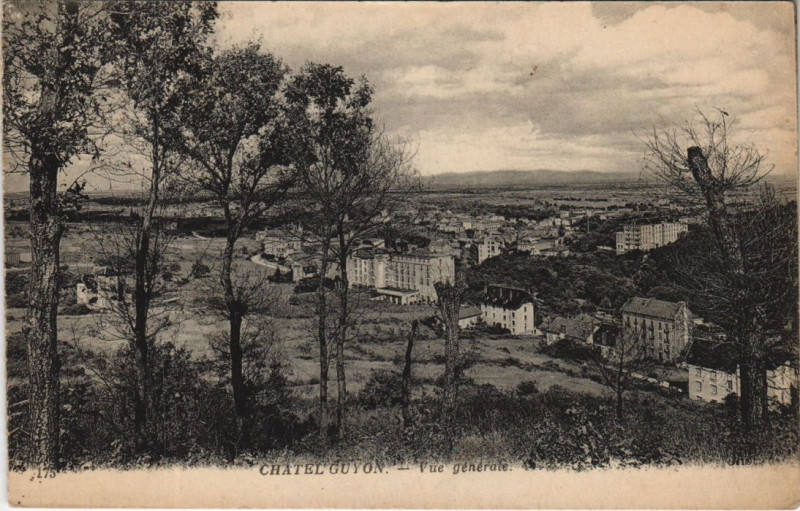 Carte postale ancienne Chatel-Guyon Vue Generale