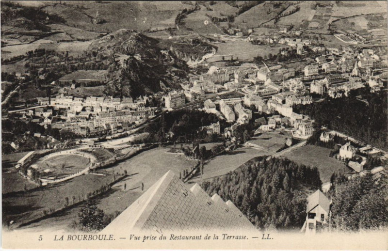 Carte postale ancienne La Bourboule Vue prise du Restaurant de la Terrasse à La Bourboule