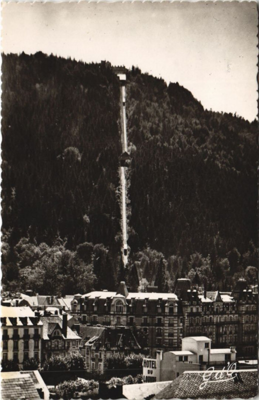Carte postale ancienne La Bourboule Funiculaire de Charlanne à La Bourboule