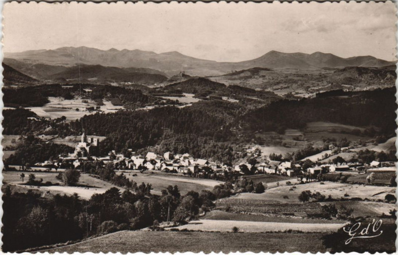 Carte postale ancienne Saint-Nectaire Murols - Le Mont-Dore - Sancy - Panorama à Mont-Dore