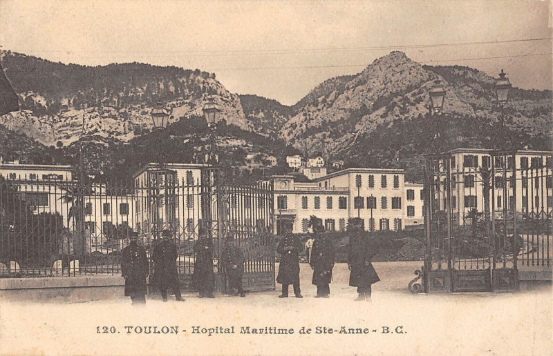 Carte postale ancienne Toulon Hopital Maritime De Sainte-Anne à Toulon