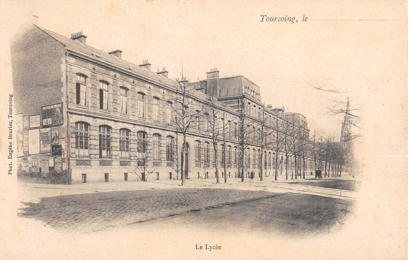 Carte postale ancienne Tourcoing Le Lycee à Tourcoing