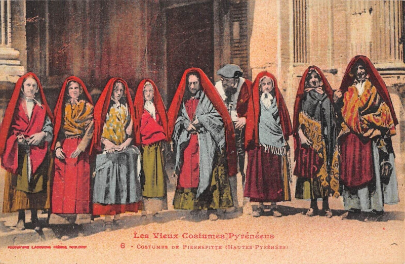 Carte postale ancienne Costumes De Pierrefitte