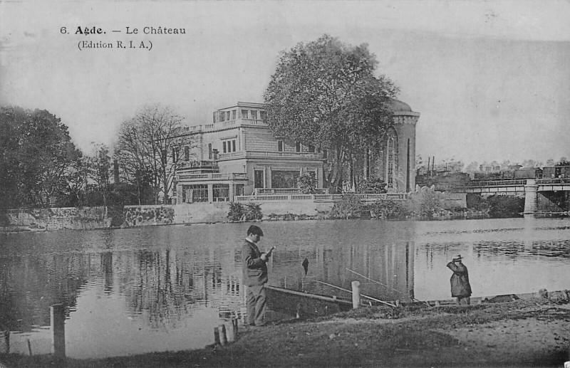 Carte postale ancienne Agde Le Chateau à Agde