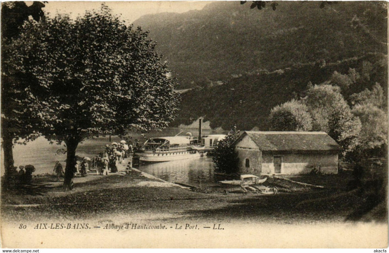 Carte postale ancienne Aix-les-Bains - Abbaye d'Hautecombe - Le Port à Aix-les-Bains