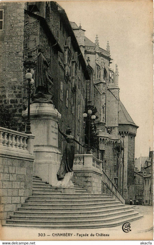 Carte postale ancienne Chambery - Facade du Chateau à Chambéry