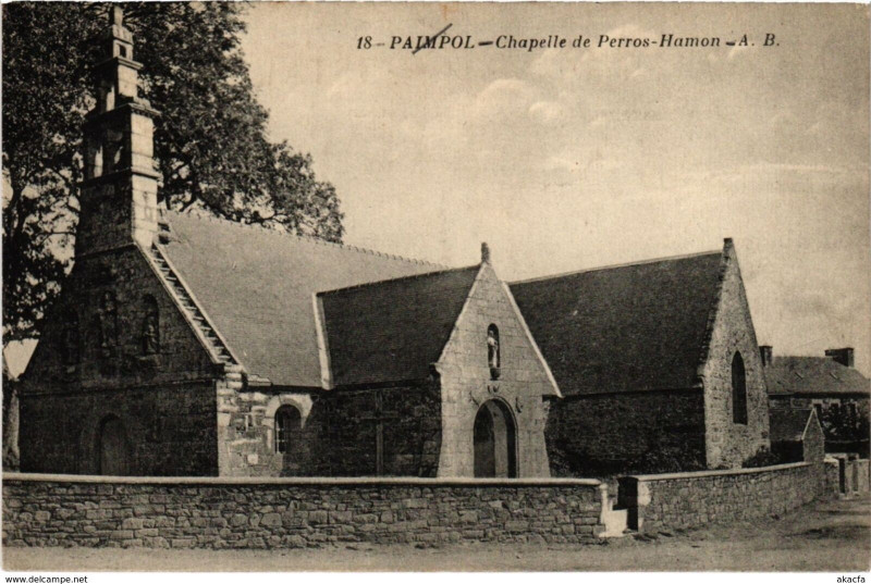 Carte postale ancienne Paimpol Chapelle de Perros-Hamon à Paimpol