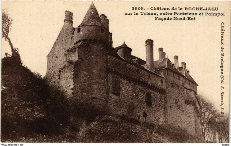 Carte postale ancienne Chateau de la Roche-Jagu sur le Trieux entre Pontrieux et Paimpol à Paimpol