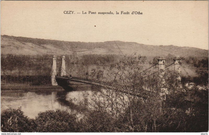 Carte postale ancienne Cezy Le Pont Suspendu - La Foret d'Othe