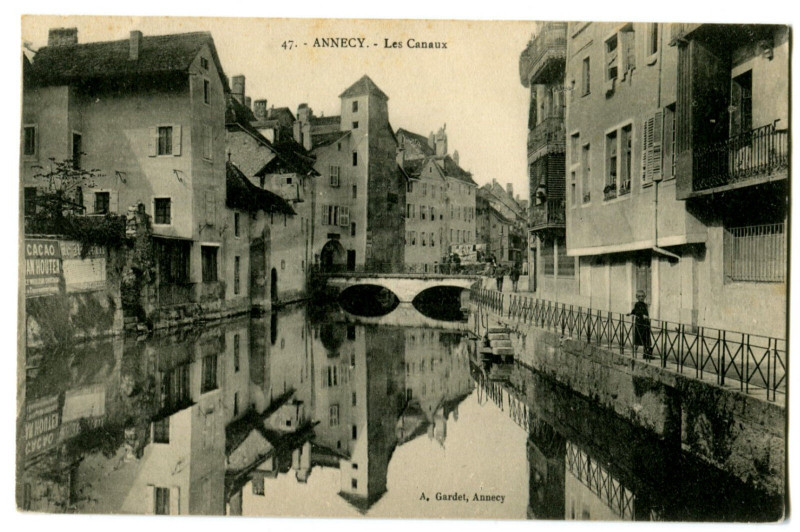 Carte postale ancienne Haute-Savoie Annecy Les Canaux animé à Annecy