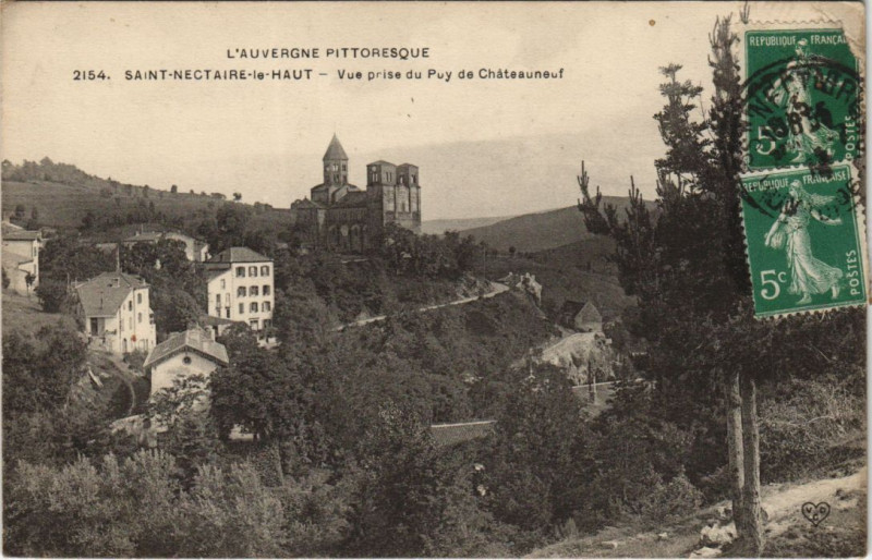 Carte postale ancienne Saint-Nectaire Saint-Nectaire-le-Haut - Vue à Saint-Nectaire