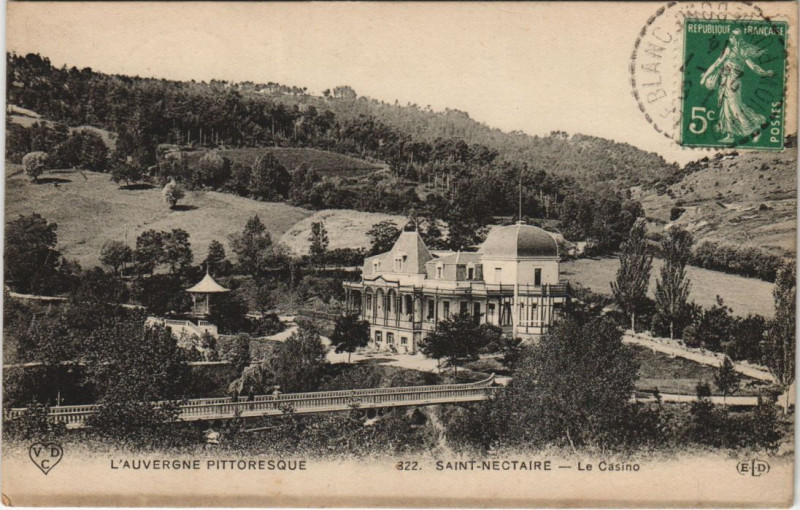 Carte postale ancienne Saint-Nectaire Le Casino à Saint-Nectaire
