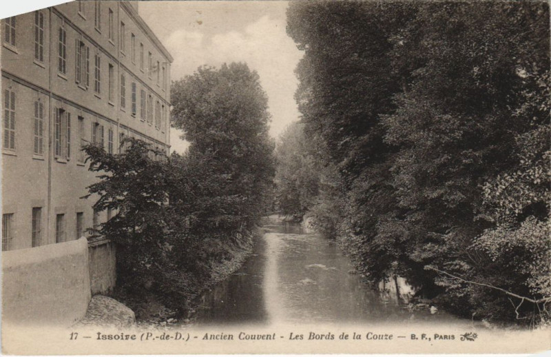 Carte postale ancienne Issoire Ancien Couvent - Les Bords de la Couze à Issoire