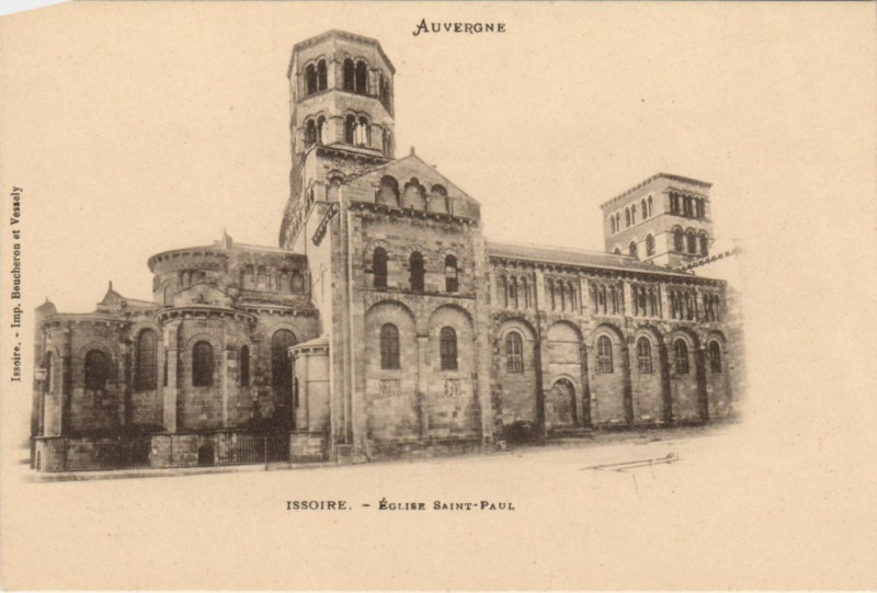 Carte postale ancienne Issoire Eglise Saint-Paul à Issoire
