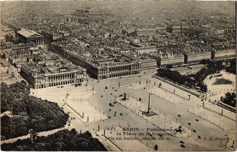 Carte postale ancienne Panorama de la Place de la Concorde pris en ballon à Paris 8e