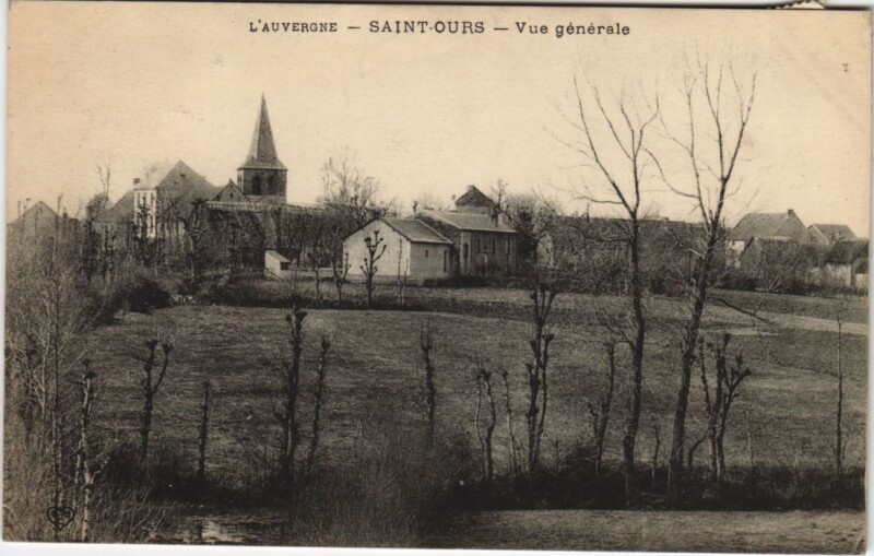 Carte postale ancienne Saint-Ours Vue Generale à Saint-Ours