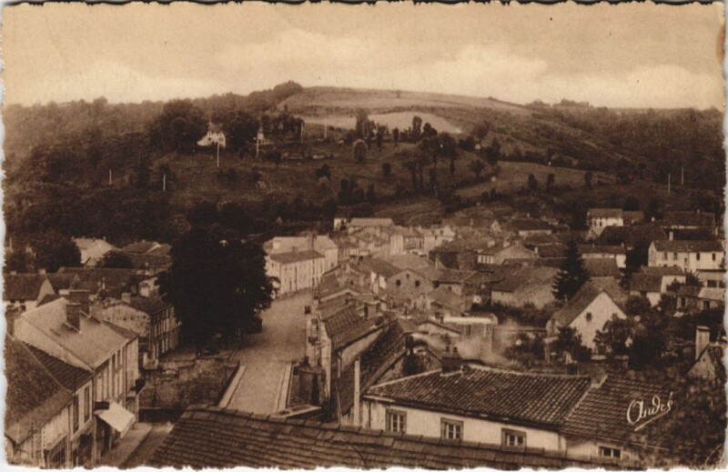 Carte postale ancienne Pontaumur Vue sur la Cote à Pontaumur
