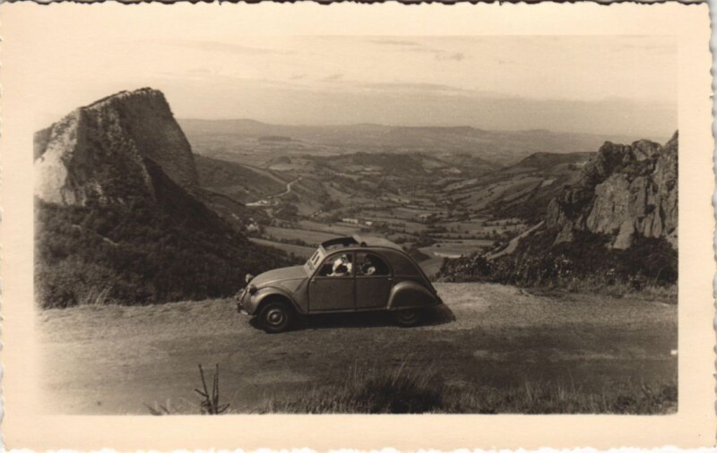 Carte postale ancienne Auto in the Mountains - Photo