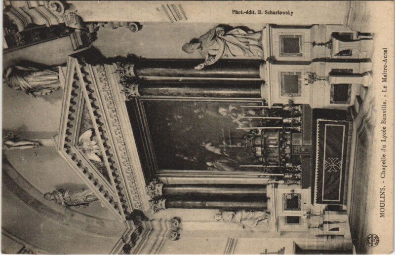 Carte postale ancienne Moulins Chapelle du Lycee Banville France à Moulins