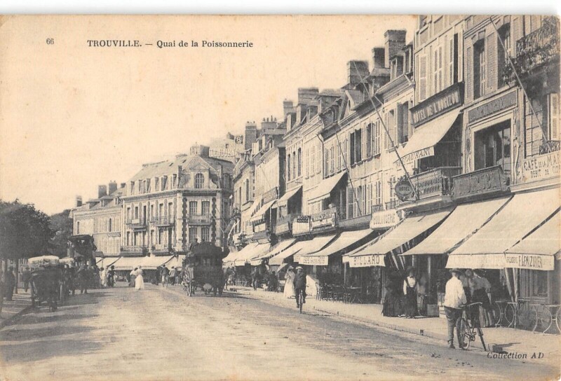 Carte postale ancienne Trouville Quai De La Poissonnerie