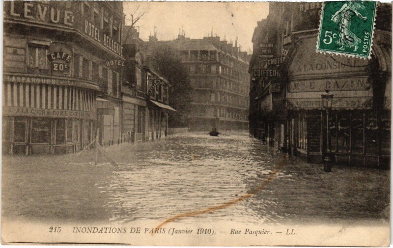 Carte postale ancienne Paris Rue Pasquier Inondations 1910