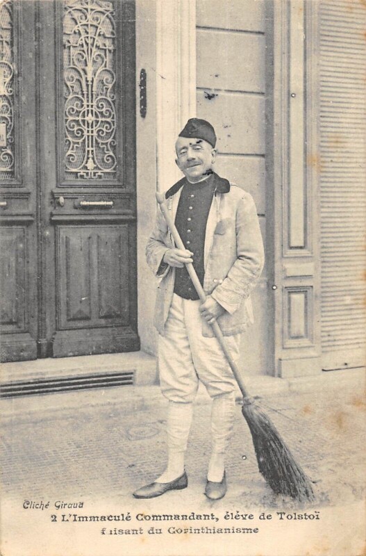 Carte postale ancienne Var L'Immaculee Commandant Eleve De Tolstoi Faisant Du Cotrinhianisme