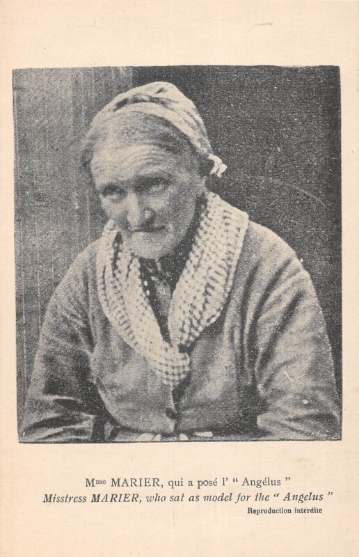 Carte postale ancienne Mme Marier Qui A Pose L'Angelus