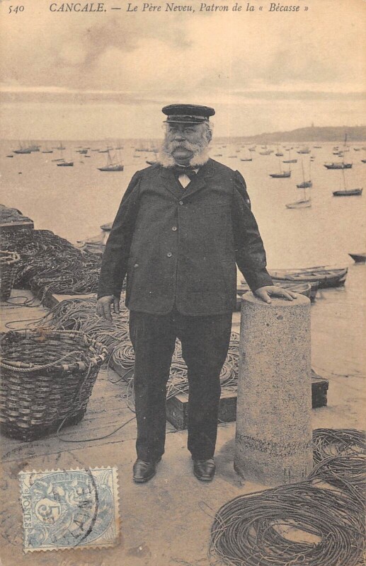 Carte postale ancienne Cancale Le Pere Neveu Patron De La Becasse à Cancale
