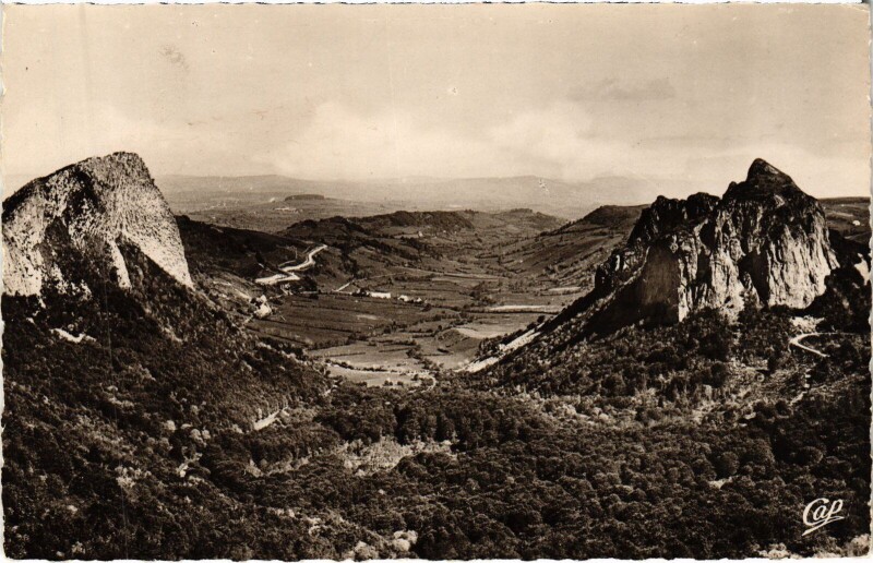 Carte postale ancienne Roches Tuillieres et Sanadoire