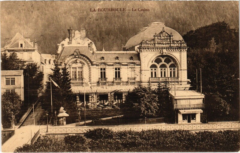 Carte postale ancienne La Bourboule Le Casino à La Bourboule