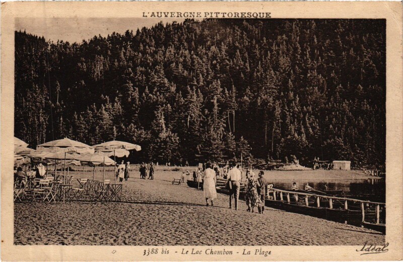 Carte postale ancienne Le Lac Chambon - La Plage
