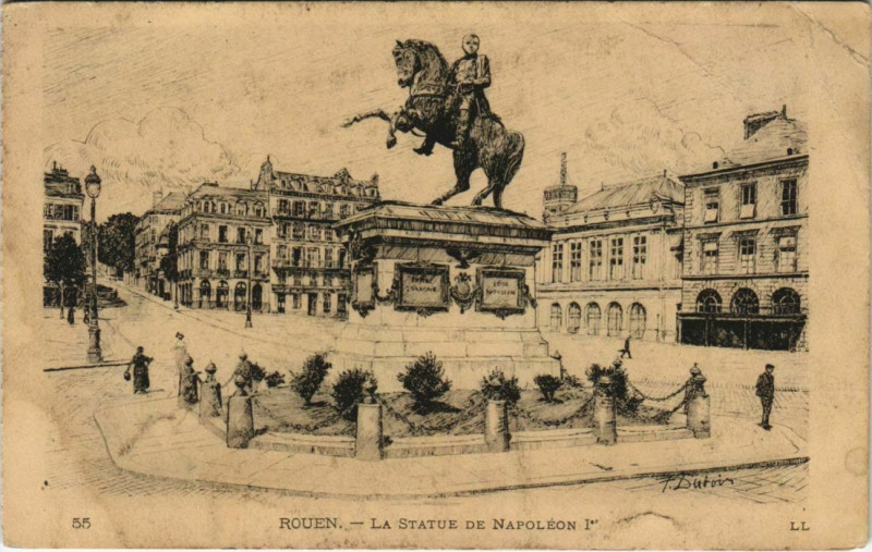 Carte postale ancienne Rouen - La statue de napoleon à Rouen