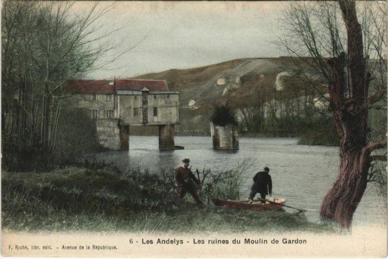 Carte postale ancienne Les Andelys Les Ruines du Moulin de Gardon aux Andelys