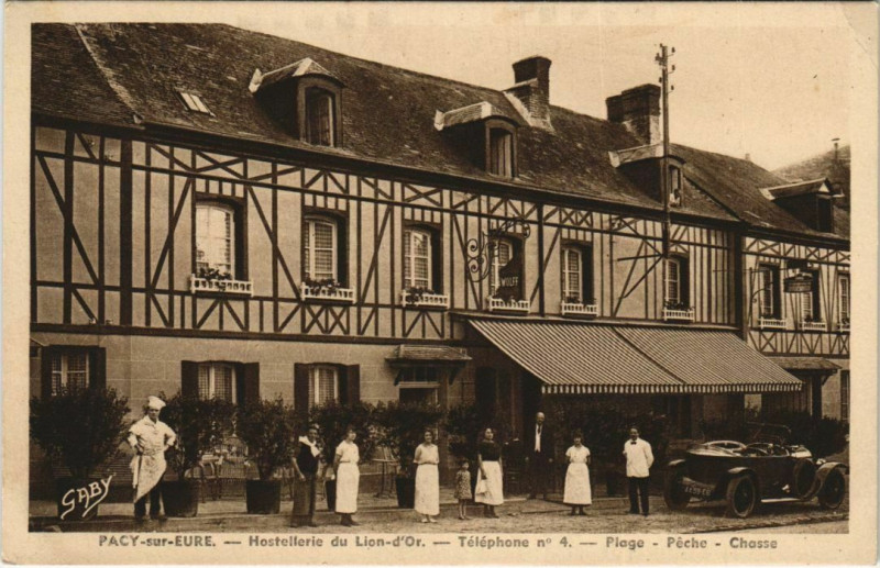Carte postale ancienne Pacy-sur-Eure Hostellerie du Lion-d'Or à Pacy-sur-Eure