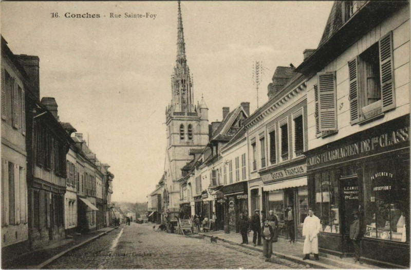 Carte postale ancienne Conches-en-Ouche Rue Sainte-Foy à Conches-en-Ouche