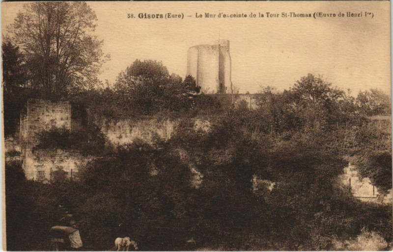 Carte postale ancienne Gisors Le Mur d'Enceinte de la Tour Saint-Thomas à Gisors