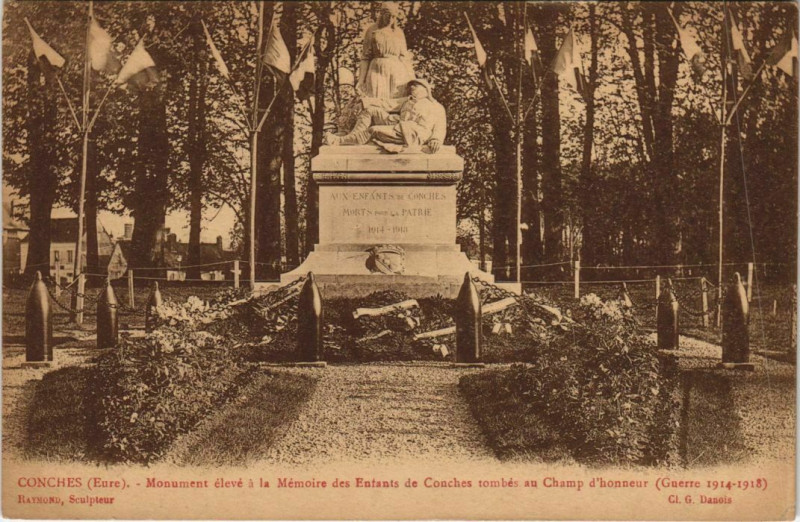 Carte postale ancienne Conches-en-Ouche Monument à Conches-en-Ouche