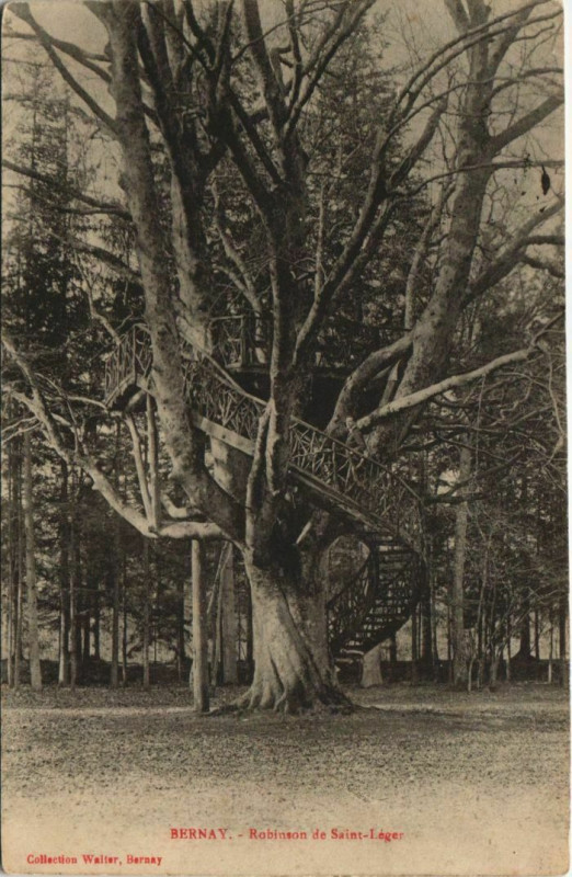 Carte postale ancienne Bernay Robinson de Saint-Leger à Bernay