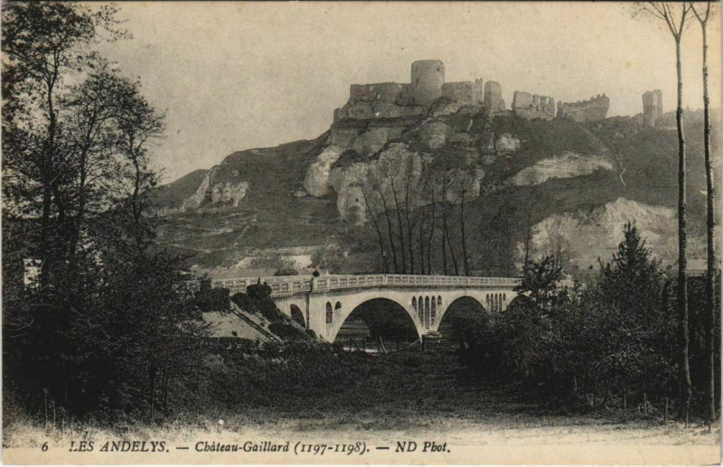 Carte postale ancienne Les Andelys Chateau Gaillard aux Andelys