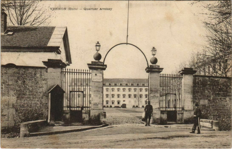 Carte postale ancienne Vernon Quartier Avenay à Vernon