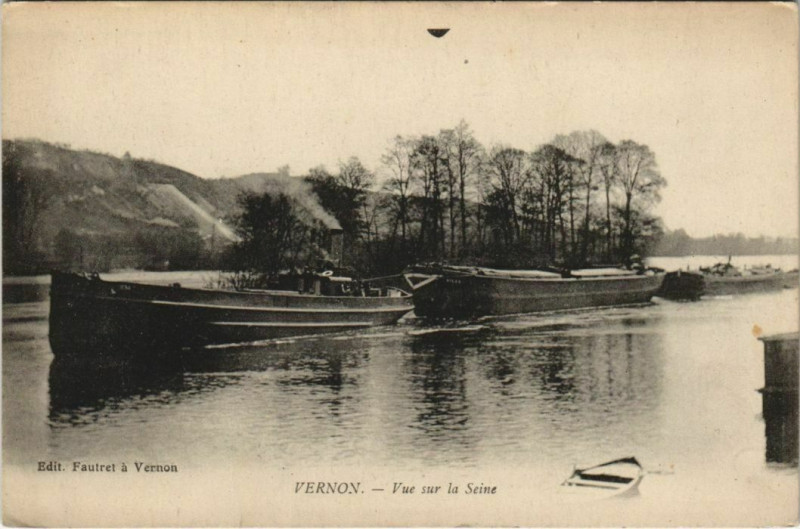 Carte postale ancienne Vernon Vue sur la Seine à Vernon