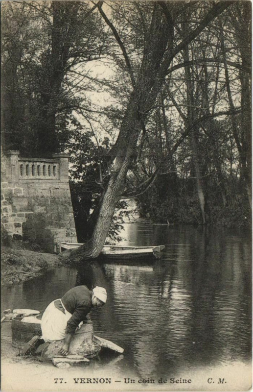 Carte postale ancienne Vernon Un Coin de Seine à Vernon