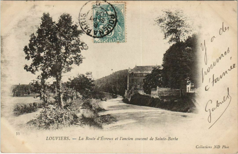 Carte postale ancienne Louviers La Route d'Evreux et l'Ancien Couvent de Sainte-Barbe à Louviers