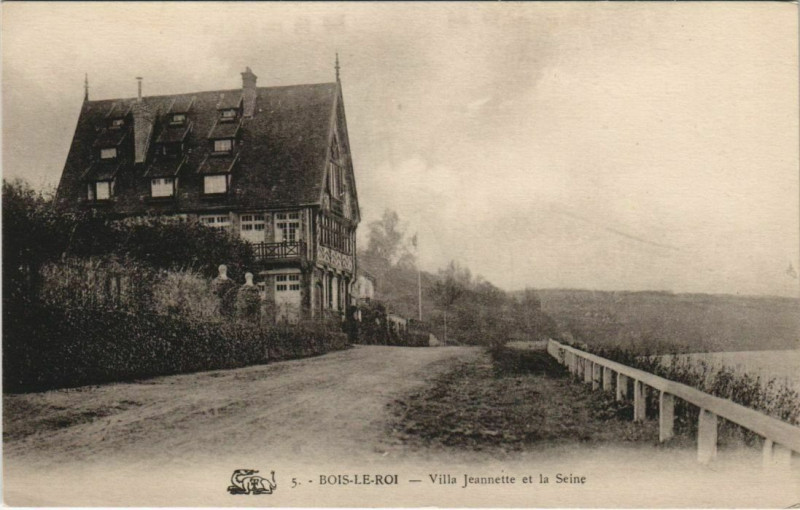 Carte postale ancienne Bois-le-Roi Villa Jeannette et la Seine à Bois-le-Roi