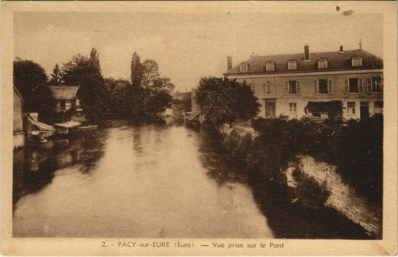 Carte postale ancienne Pacy-sur-Eure Vue prise sur le Pont à Pacy-sur-Eure