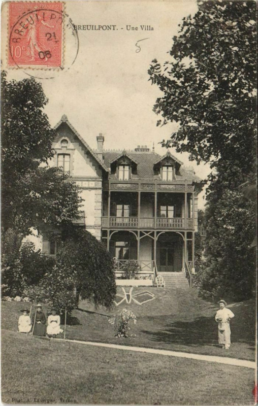 Carte postale ancienne Breuilpont Une Villa à Breuilpont