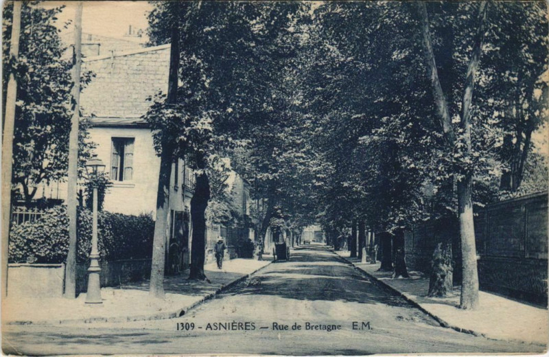 Carte postale ancienne Asnieres Rue de Bretagne