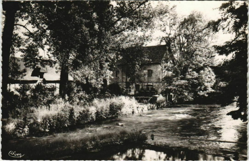 Carte postale ancienne Radepont Vue sur l'Andelle à Radepont