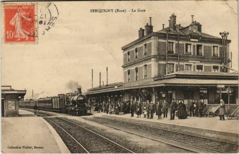 Carte postale ancienne Serquigny La Gare à Serquigny